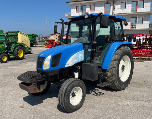 New Holland TL90A