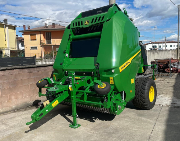 Rotopressa John Deere V461 M