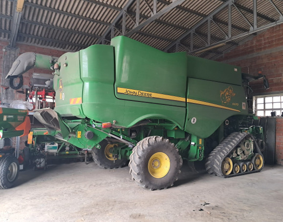 Mietitrebbia John Deere S 670