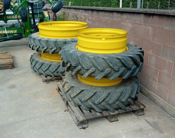 KIT RUOTE GEMELLARI JOHN DEERE