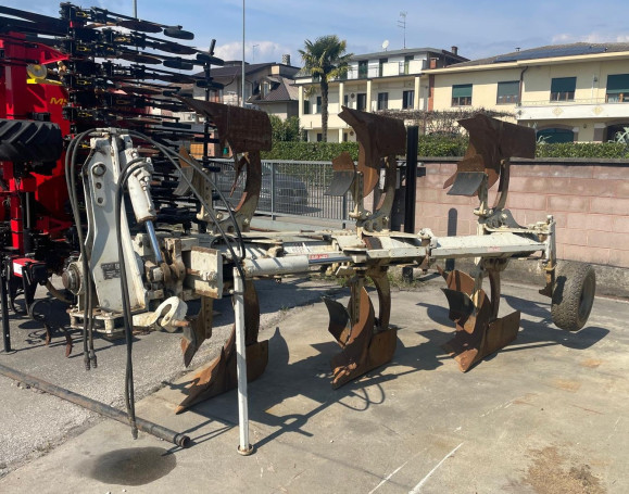 ARATRO ERMO TRIVOMERE TV3 97 4M