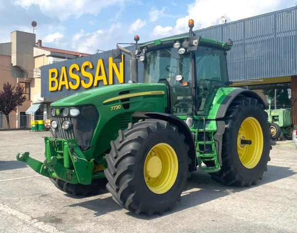 JOHN DEERE 7730