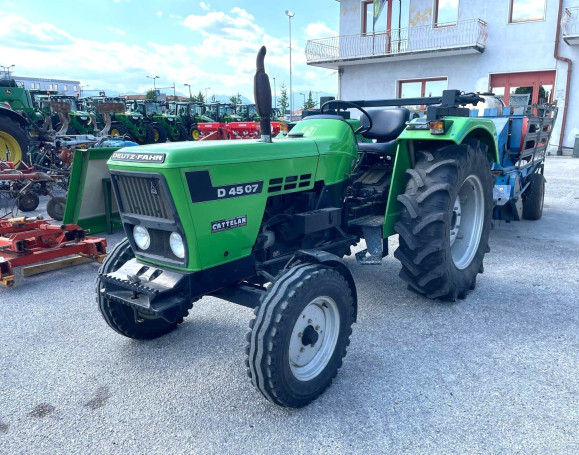 DEUTZ-FAHR D 45 07