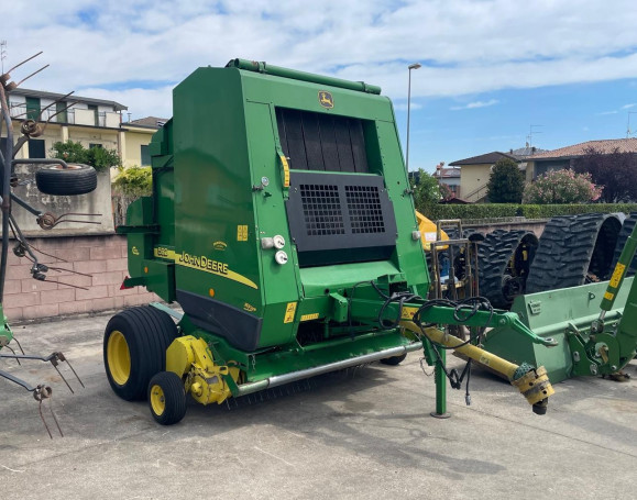 ROTOPRESSA JOHN DEERE 592