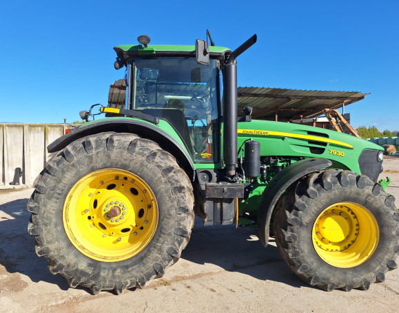 JOHN DEERE 7930