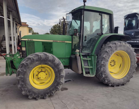 JOHN DEERE 6610