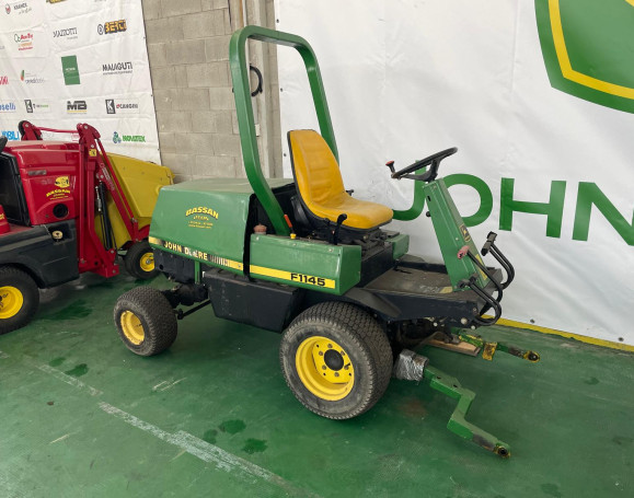 John Deere F1145