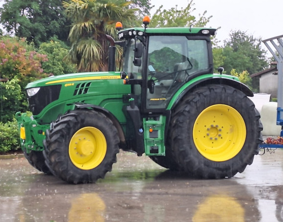 JOHN DEERE 6155 R