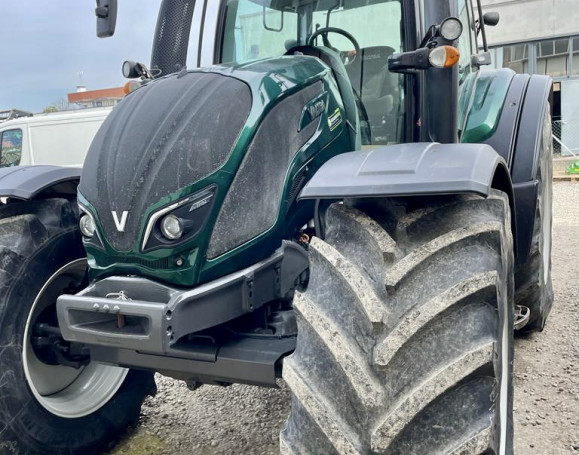 VALTRA N 134