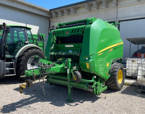 ROTOPRESSA  JOHN DEERE V461 R
