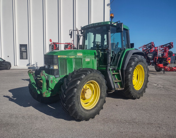 JOHN DEERE 6910 S