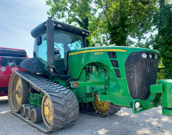 JOHN DEERE 8320 RT