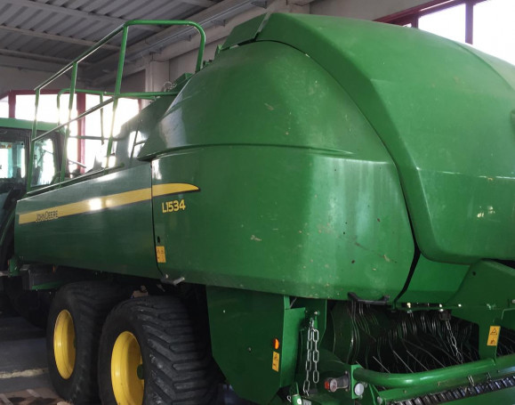 PRESSA JOHN DEERE L1534