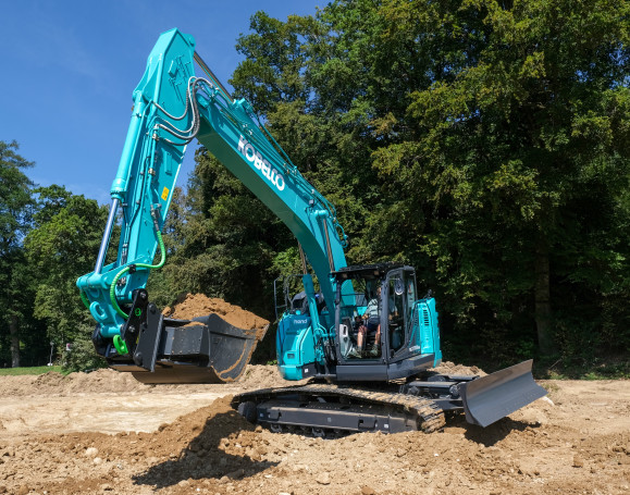 Escavatore Kobelco SK240 SN-10E