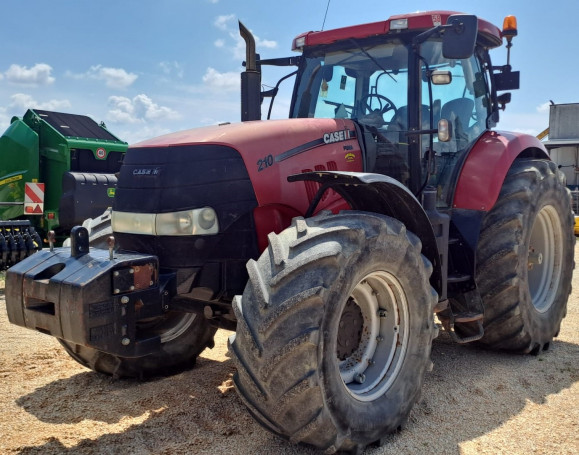 Case IH Puma 210