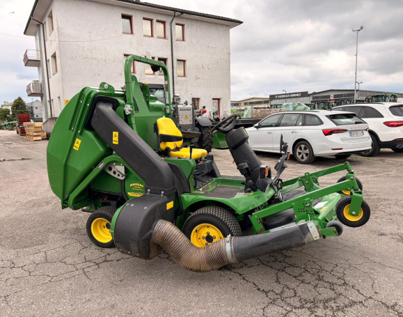 John Deere 1435