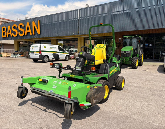 John Deere 1570 + trincia Peruzzo 1600 HD 