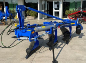 Aratro trivomere portato fisso OVERUM CT 3980 H