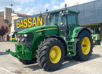 JOHN DEERE 7730