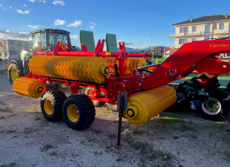 Coltivatore Vaderstad Carrier CR 820