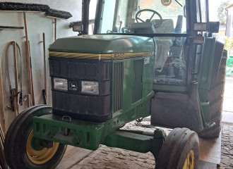 JOHN DEERE 6100