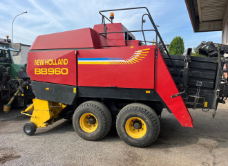 Pressa New Holland BB960