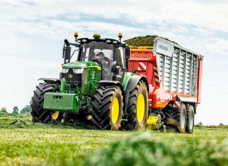 John Deere 6M250