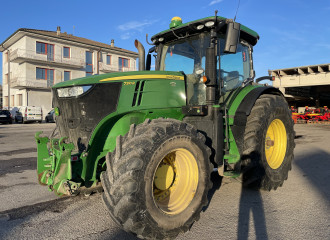 JOHN DEERE 7250 R