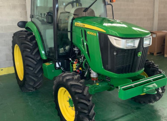 JOHN DEERE 4066R 