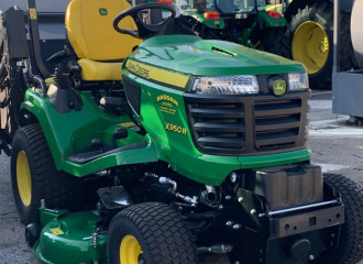 JOHN DEERE X950R