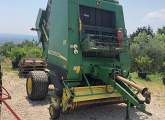 Rotopressa John Deere 592