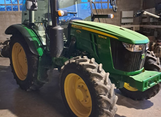 JOHN DEERE 5090 M