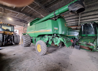 MIETITREBBIA JOHN DEERE STS 9880