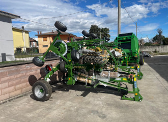 Andanatore trainato Krone Swadro TC 640
