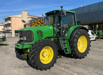 JOHN DEERE 6820