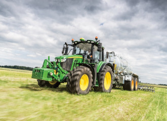 John Deere 6110M