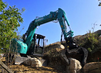 Escavatore Kobelco SK140 SRLC-7 2PB