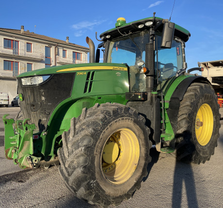 JOHN DEERE 7250 R