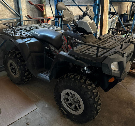 POLARIS SPX 800