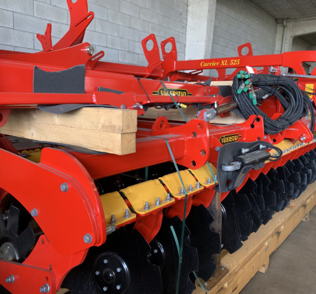 COLTIVATORE VADERSTAD CARRIER XL 525 