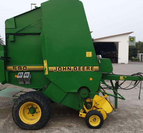 ROTOPRESSA JOHN DEERE 590