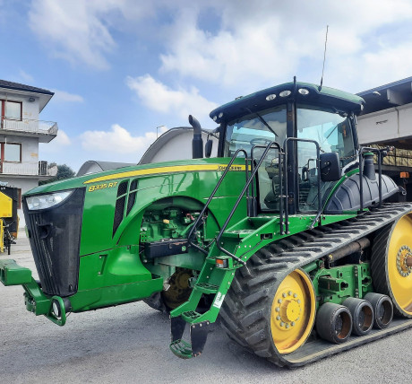 JOHN DEERE 8335 RT